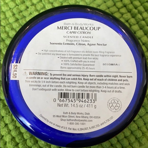 Bath & Body Works candle - Picture 2 of 2